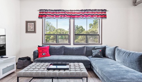 Condo, 2 Queen Beds, Kitchen, City View (Home Is Where the Arch is)