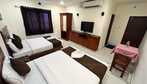 FAMILY QUADRAPLE ROOM NON AC