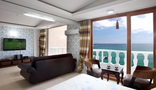 Room (Building Hemingway-Olive (6F Ocean Vi)