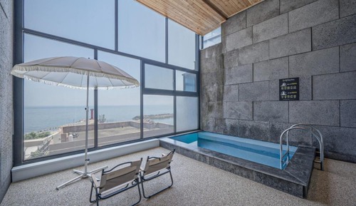 Room (So U N102 (Pool Villa ))