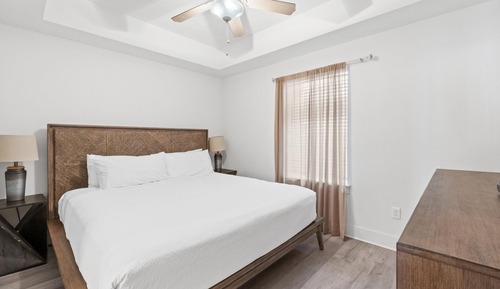 Condo, 1 Bedroom, Pool View (3-805)