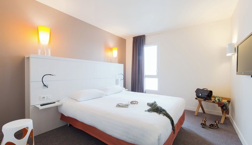 Suite, Multiple Beds, Accessible