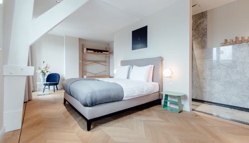 Superior Double Room, City View