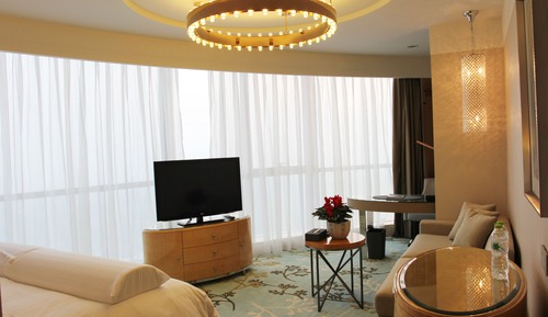 Deluxe Room, 1 King Bed, Executive Level