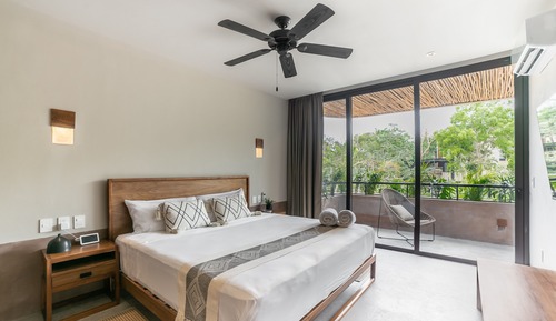 Standard Apartment, 1 King Bed with Sofa bed