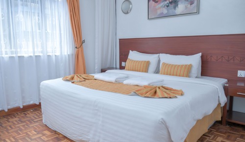 Deluxe Apartment
