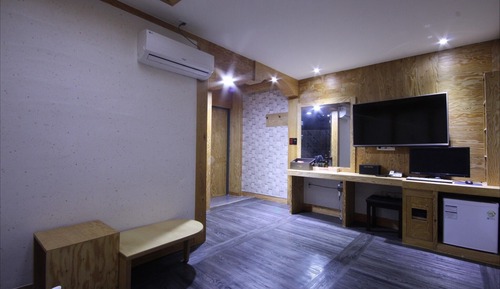 Room (Ondol (special room))