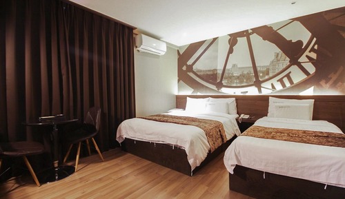 Room (Special Room (Double & Single))