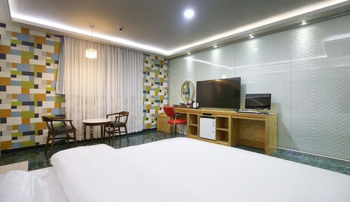 Room (Standard Room (Free breakfast))