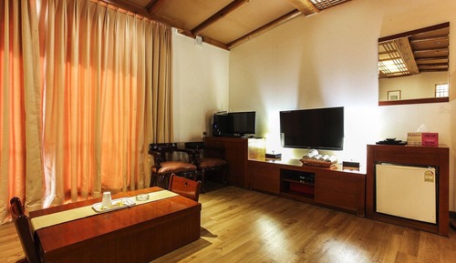 Room (Ondol)