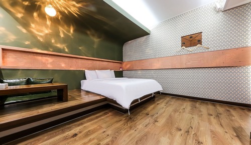 Room (Standard Room)