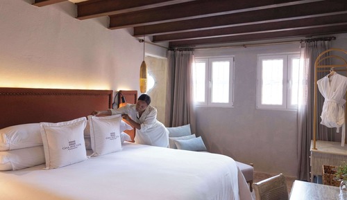 Studio Suite, 1 King Bed, Non Smoking, Balcony