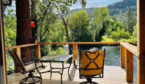 Superior Room, 1 King Bed, River View