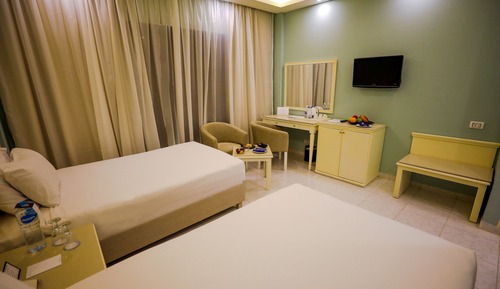 Superior Double or Twin Room, Garden View