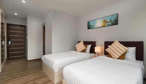 Deluxe Twin Room