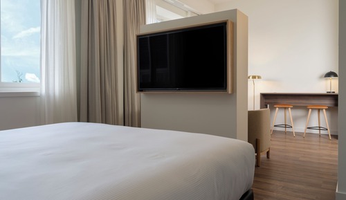 Junior Suite, 1 King Bed