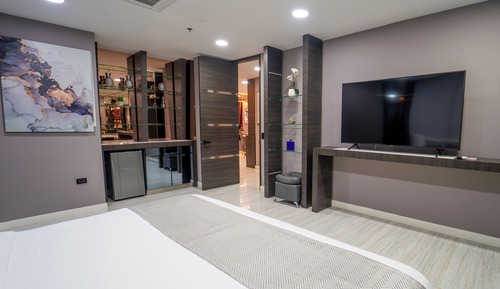 Deluxe Triple Room, 3 Bedrooms, City View