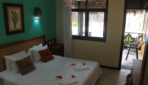Standard Triple Room, Pool View