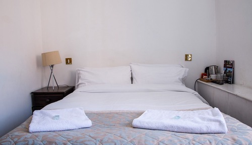 Single Room, Shared Bathroom