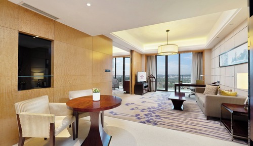 1 Bedroom Suite Balcony