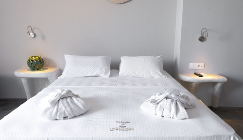 Superior Beachfront Suite