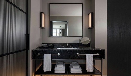 Suite, 1 Bedroom, Balcony, City View