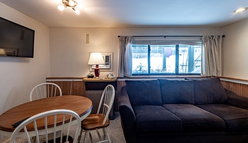 Premium Condo, 4 Bedrooms, Kitchen