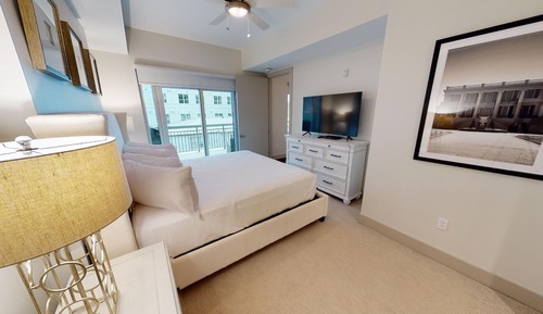 Luxury Condo, 1 Bedroom