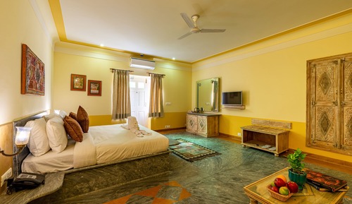 Premier Room