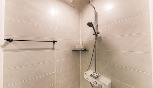 Room (Family Room B (10 pyeong) (Double Bed)