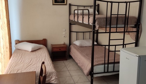 Basic Triple Room