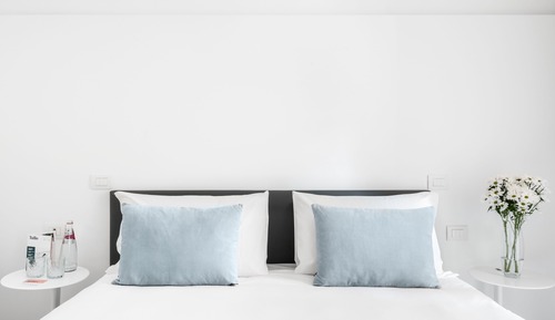 Medium Room with Extra Single Bed