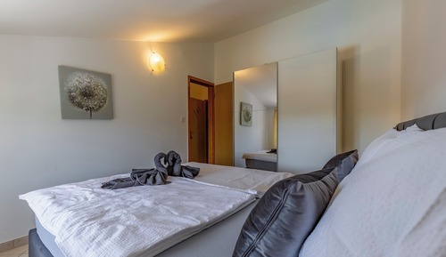Apartment (A11)