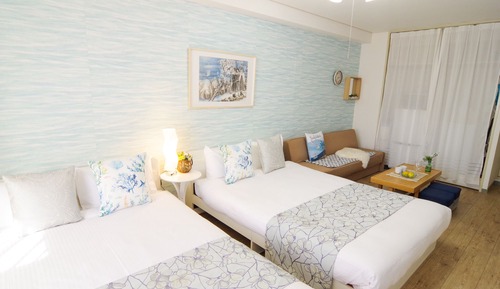 Room (506)