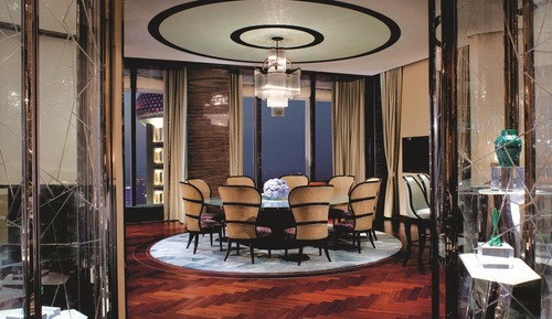 The Ritz-Carlton Suite