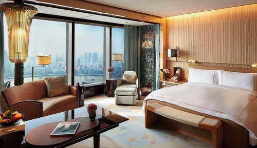 Club Bund View King Room