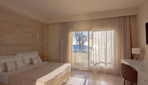 Comfort Room, Sea View