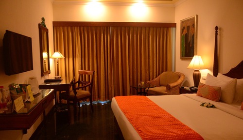 Deluxe Room with Partial Ocean view on First Floor
