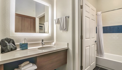 Suite, 1 Bedroom, Kitchen