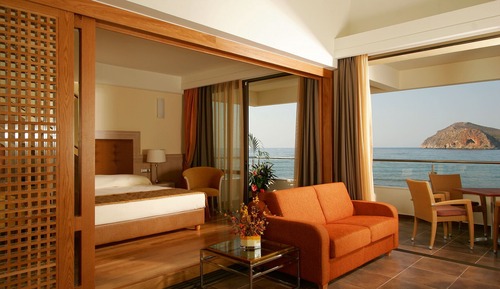 Suite, Sea View