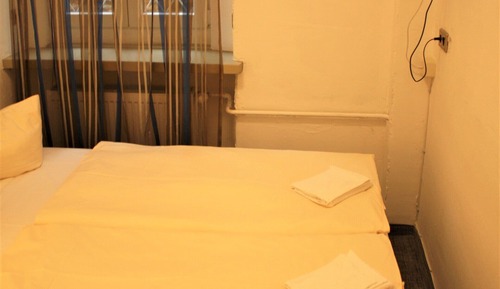 Standard Single Room, Shared Bathroom