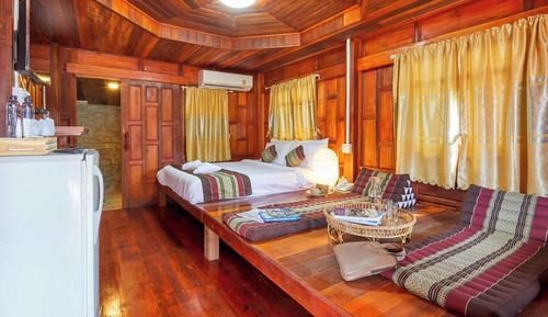 Villa 2 (2 Bedroom with Bathtub)