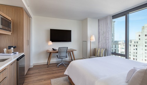 Deluxe Room, 1 King Bed, City View (Mobility Accessible, Transfer Shower)