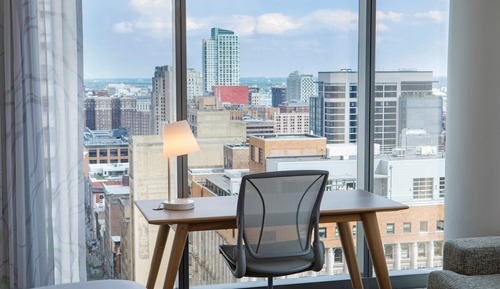 Executive Room, 1 King Bed, Non Smoking, City View