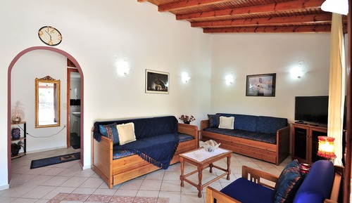 House, 2 Bedrooms