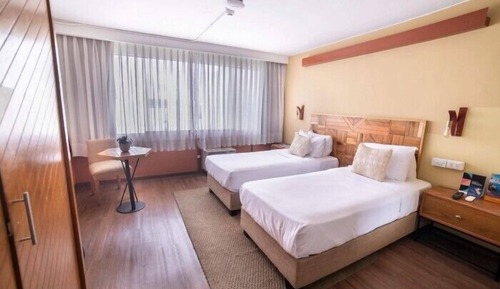 Standard Twin Room, Private Bathroom
