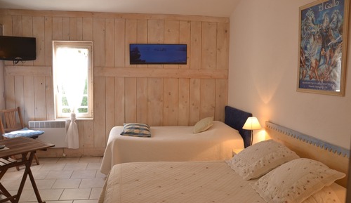 Comfort Triple Room