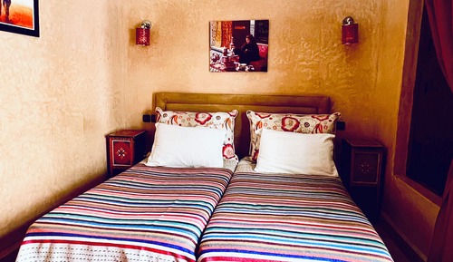 Standard Double Room, Private Bathroom (Pavot)