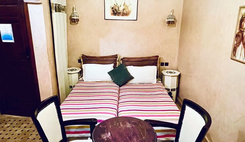 Superior Double Room, Private Bathroom (Jasmin)