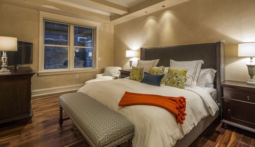 Room, 3 Bedrooms (W102)